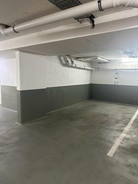 Foto - Tiefgaragen-Stellplatz zu vermieten ab 01.10.2025