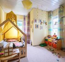 Doppelhaushälfte mit Einliegerwohnung in erstklassiger Wohnlage - Pfinztal