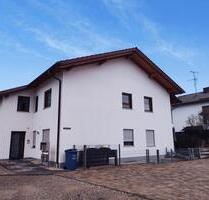 Neuwertige 5-Zimmer-Wohnung mit Süd-Terrasse in Moorenweis