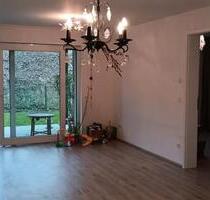 Zur Zwischenmiete: Erdgeschosswohnung in Dorfen in Bahnhofsnähe