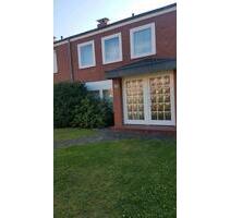 Grolland Reihenhaus mit Garage, Dachboden ausgebaut - Bremen Huchting