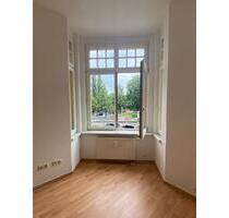 2-Zimmer-Wohnung mit Balkon in zentraler Lage - Halle (Saale) Damaschkestraße