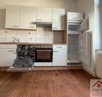 3-Zimmer-Wohnung in der Schweriner Innenstadt, EBK, Tageslichtbad mit Wanne und Dusche, 2. OG