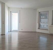 Zentrale 3,5-Zimmer Wohnung mit Balkon, Büro & Garage - Schwäbisch Gmünd