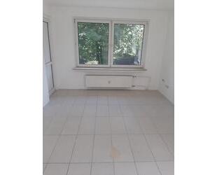 Renovierte 4 Zimmerwohnung mit Balkon in Dortmund Marten