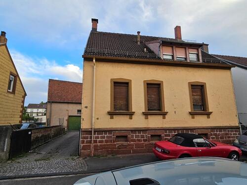 Foto - Einfamilienhaus mit großer Scheune in Zweibrücken-Ixheim
