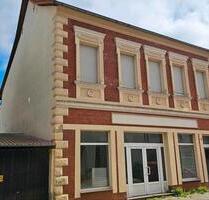 Verkaufe Wohnhaus Geschäftshaus + zwei Wohnungen - Lüchow (Wendland)