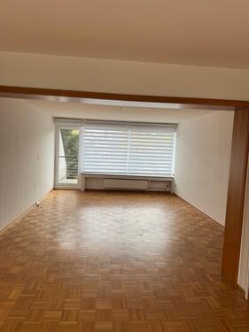 Foto - Helle 3 Zimmer großzügig geschnitten Wohnung in Schmachtdendorf