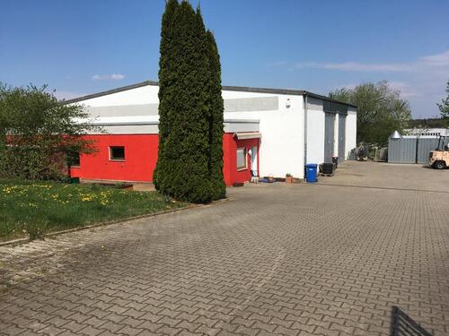 Foto - Halle zu vermieten. Gewerbe Lager Produktion