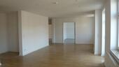 Foto - 3 Zimmer mit 2 Balkone, Wohnzimmer ca. 40 m² !! 2 Bäder