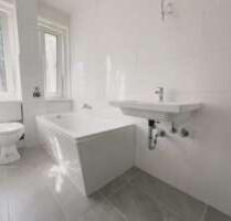 Frisch Sanierte 68,95 qm 3-RWohnung! 1 Monat Kaltmietfrei ! Wohnen Sie in einer neu sanierten 3-ZimWohnung in einer der besten Lagen der Altstadt und genießen Sie den einzigartigen Ausblick! - Döbeln