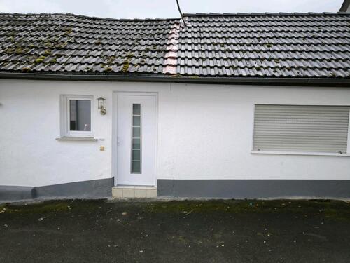 Foto - Kleines Mietshaus in Usingen Wernborn