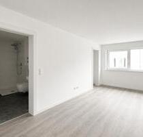 Erstbezug nach Sanierung: 3,5 Zimmer mit Balkon & Stellplatz - Bietigheim-Bissingen