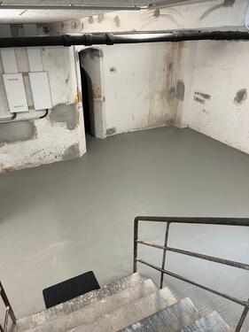 Foto - Großer Lager- und Hobbyraum in der Kölner Südstadt