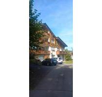 Weitläufiges Anwesen für vielseitige Verwendungsmöglichkeiten - Grafenwiesen