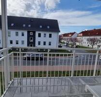 Renovierte 2-Zimmer-Wohnung mit großem Balkon ab sofort zu vermieten! - Boizenburg/Elbe
