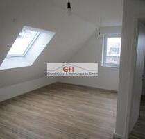 Zwei Jahre junge Dachgeschosswohnung mit Balkon und Aufzug! - Warendorf