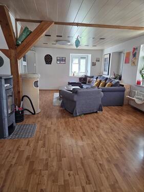 Foto - TOLLE 150 qm 4 ZW auf 1. Etage MIT BAD+ 2 WC, BALKON,GARTEN