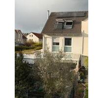 Endreihenhaus mit Garten, Garage, Kamin, Klimaanlage, uvm - Hochheim am Main