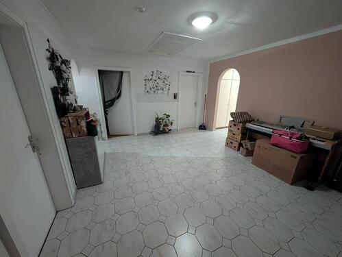 Foto - 3,5 Zimmer Wohnung - 650,00&nbsp;EUR Kaltmiete, ca.&nbsp; 107,00&nbsp;m&sup2;