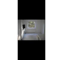 Großräumige 1- Zimmer Wohnung - 380,00&nbsp;EUR Kaltmiete, ca.&nbsp; 49,00&nbsp;m&sup2; in Wuppertal (PLZ: 42277) Gemarkung Langerfeld