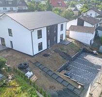 Design & Komfort vereint – Neubau-Reihenhaus zur Miete in Wissen-Selbach