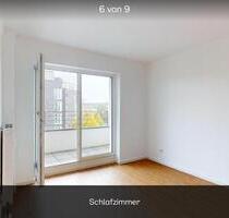 WG ZImmer mit großem Wohnzimmer und Balkon - Köln Ehrenfeld