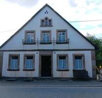 Bauernhaus mit Scheune und Halle - Sankt Wendel
