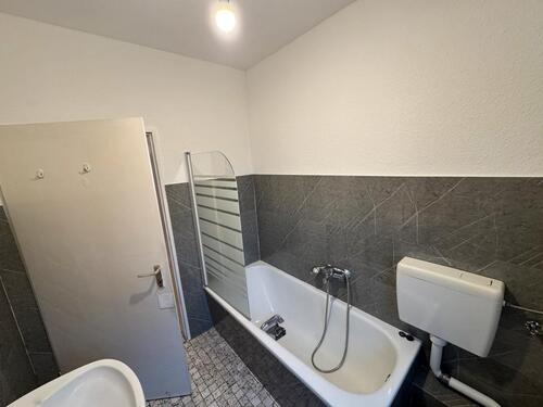 Foto - 2-Zimmer-Wohnung mit Weitblick – ab 15. März bezugsfrei