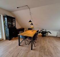 Helle 2-Zimmer Dachgeschosswohnung in St. Leon-Rot - Sankt Leon-Rot