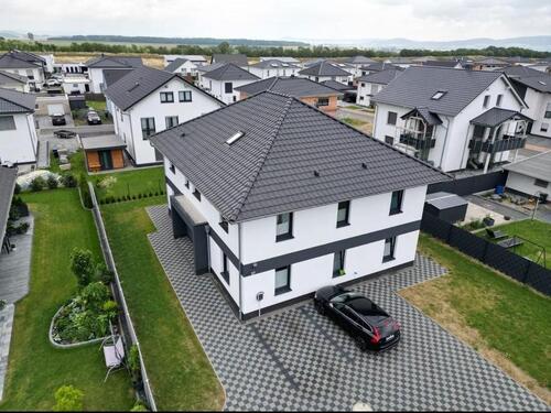 Foto - Moderne 4-Zimmer-Wohnung im Erdgeschoss 'Roter Rain' in Fritzlar