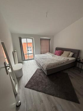 Foto - Neuwertige Wohnung im Dachgeschoss