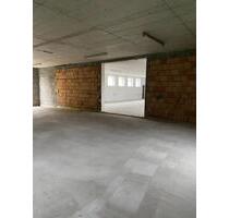 Lagerhalle zu vermieten - 600,00 EUR Kaltmiete, in Altenstadt (PLZ: 89281)