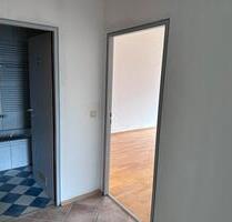 3-Zimmer-Wohnung mit Balkon, Einbauküche, Stellplatz & Aufzug - Nürnberg Gaismannshof