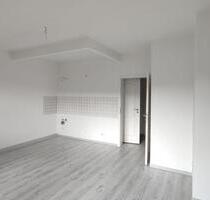 Provisionsfrei - helle 2-Raumwohnung, bezugsfrei ab 01.06.2026 - Plauen
