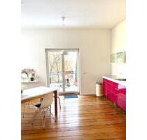 Vollmöblierte 4-Zimmer Altbauwohnung mit 2 BalkonenTerassen - Berlin Pankow