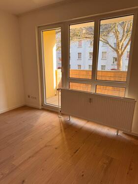 Foto - Lichtdurchflutete 2-Zimmer-Wohnung – Erstbezug nach Renovierung