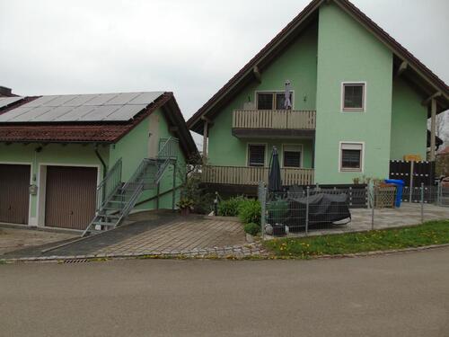 Foto - Verkaufe modernisierte Souterrain – Wohnung mit Terrasse Garten