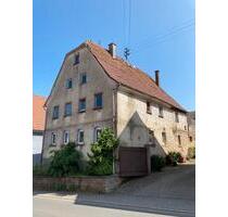 Einfamilienhaus in Heckfeld - 55.000,00&nbsp;EUR Kaufpreis, ca.&nbsp; 125,00&nbsp;m&sup2; in Lauda-Königshofen (PLZ: 97922)
