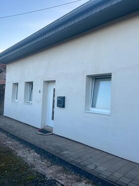 Foto - Haus zu vermieten - 700,00 EUR Kaltmiete,