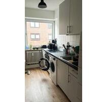 Renovierte zwei Zimmer Wohnung in gute Hände abzugeben - Kiel Schreventeich