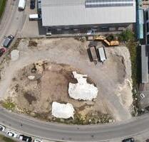 Leeres Gewerbegrundstück (1.066 qm²) als Zwischenlagerplatz - Königsbrunn