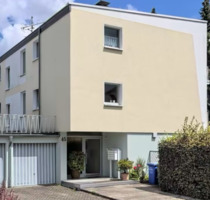 Mehrfamilienhaus mit Garagen in Bonn Pennenberg