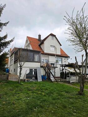 Foto - Älteres vermieteten Haus mit großem Grundstück