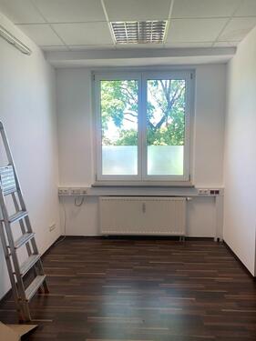 Foto - Freundliches kleines Büro in 82054 Nähe München zu vermieten