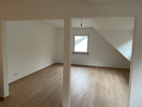 Foto - 4 Zimmer Dachgeschoßwohnung zur Miete in Neuwied