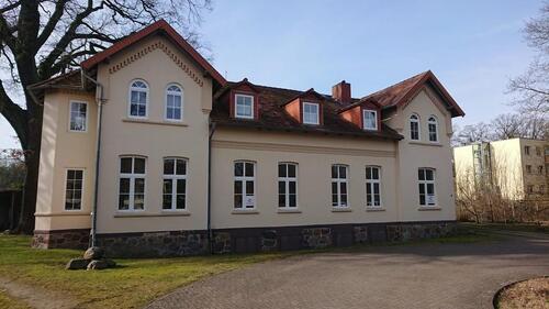 Foto - Büroräume am Stadtrand von Ludwigslust mit viel Grün