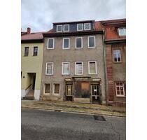 Haus im Sanierungsgebiet und Grundstück für möglichen Neubau - Bad Frankenhausen/Kyffhäuser