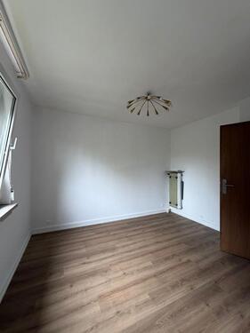 Foto - 1-Zimmer WG in Frankfurt nähe Hanauerlandstr 1.OG, Frisch Renov