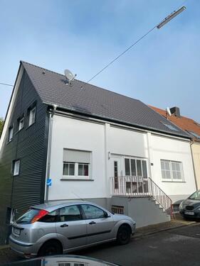 Foto - Gepflegtes Wohnhaus mit Garage in Wemmetsweiler
